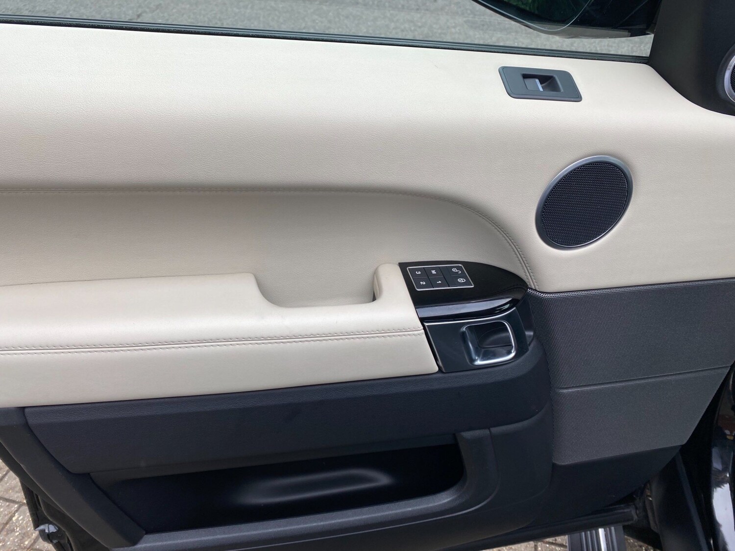 Used Land Rover Range Rover Sport 2015 for sale - 76239888: Photo 15