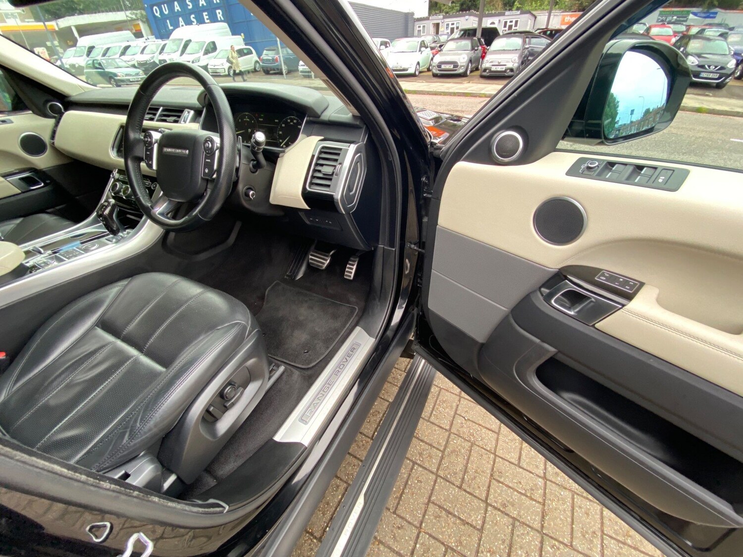 Used Land Rover Range Rover Sport 2015 for sale - 76239888: Photo 28