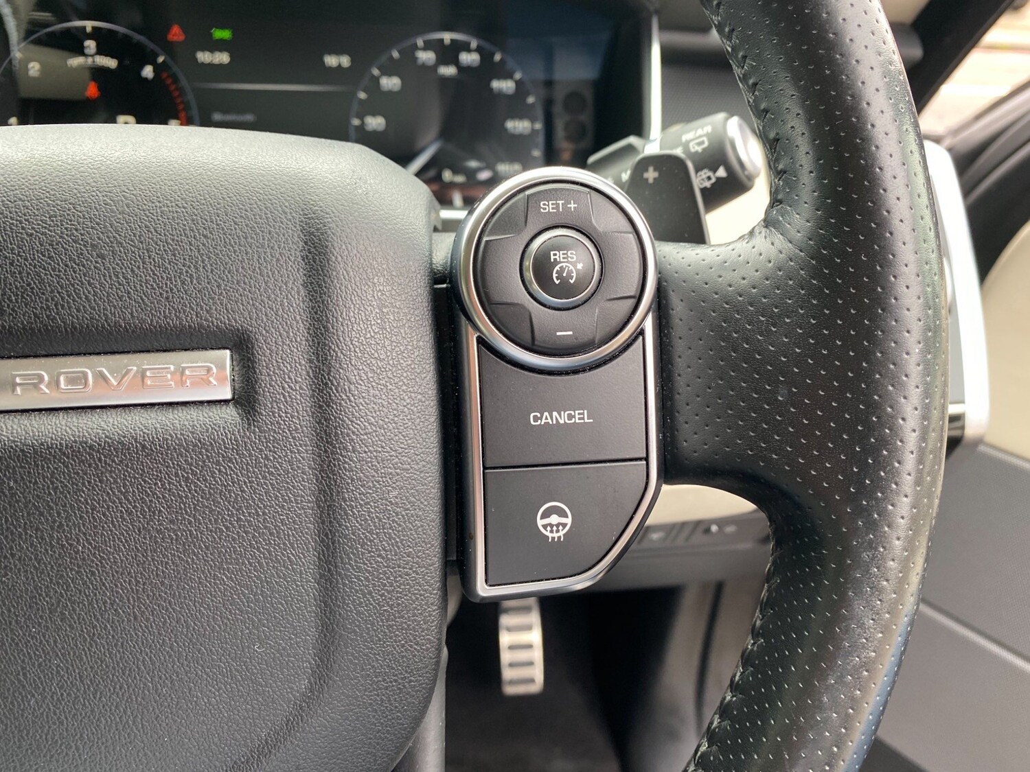 Used Land Rover Range Rover Sport 2015 for sale - 76239888: Photo 32