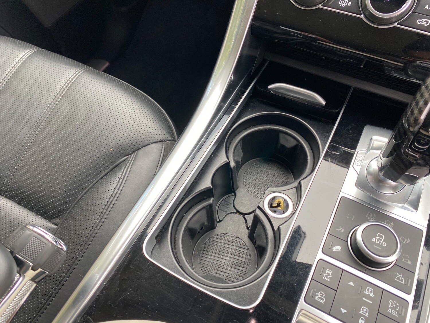 Used Land Rover Range Rover Sport 2015 for sale - 76239888: Photo 37