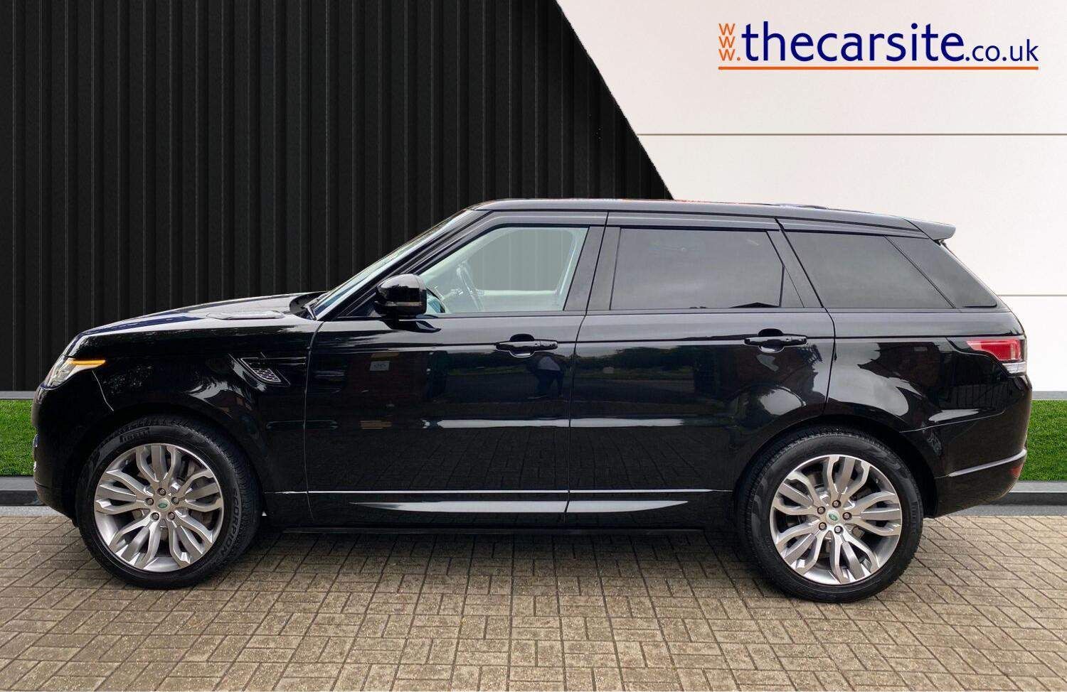 Used Land Rover Range Rover Sport 2015 for sale - 76239888: Photo 4