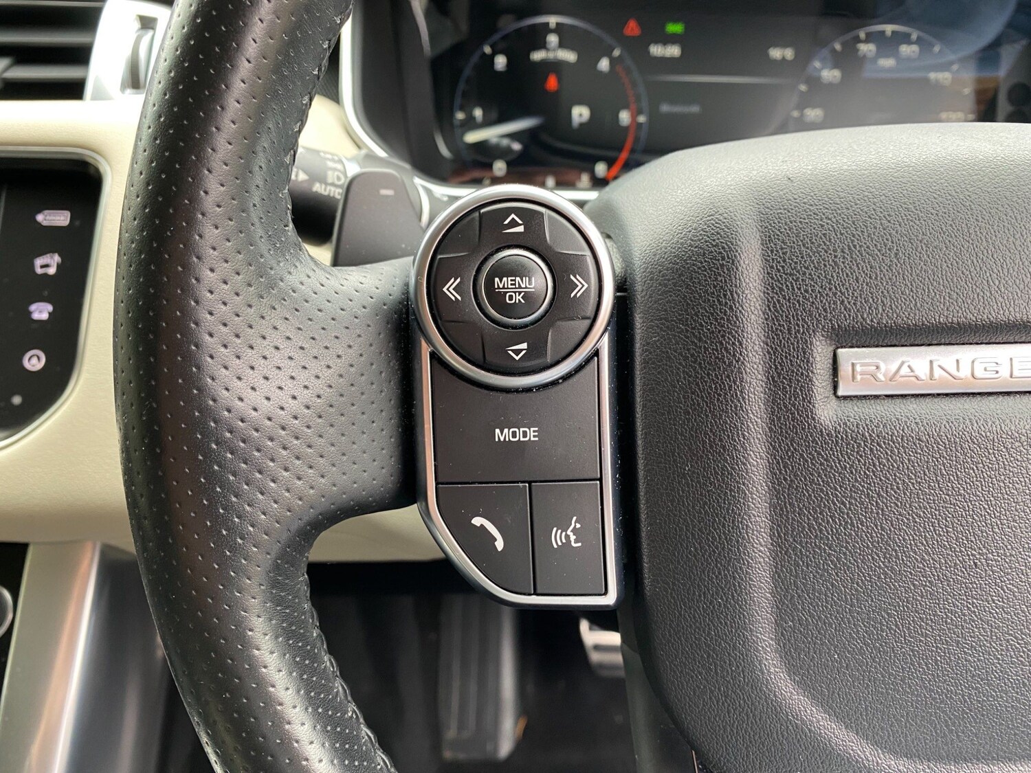 Used Land Rover Range Rover Sport 2015 for sale - 76239888: Photo 43