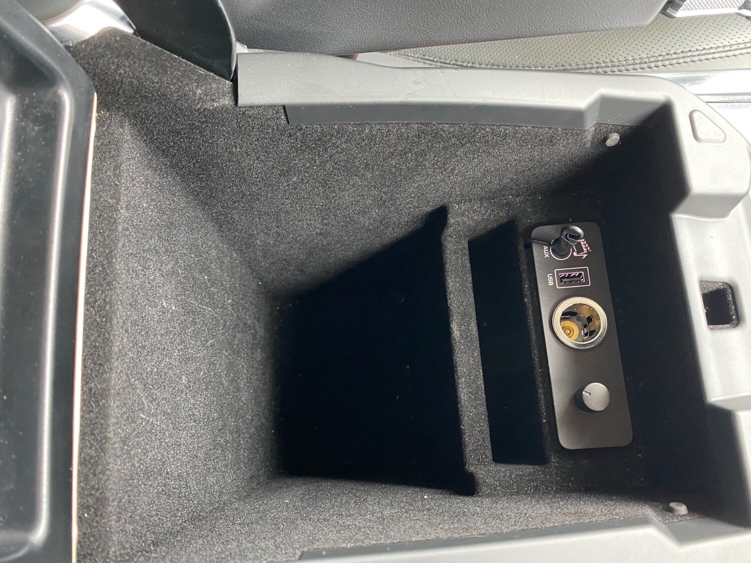 Used Land Rover Range Rover Sport 2015 for sale - 76239888: Photo 44