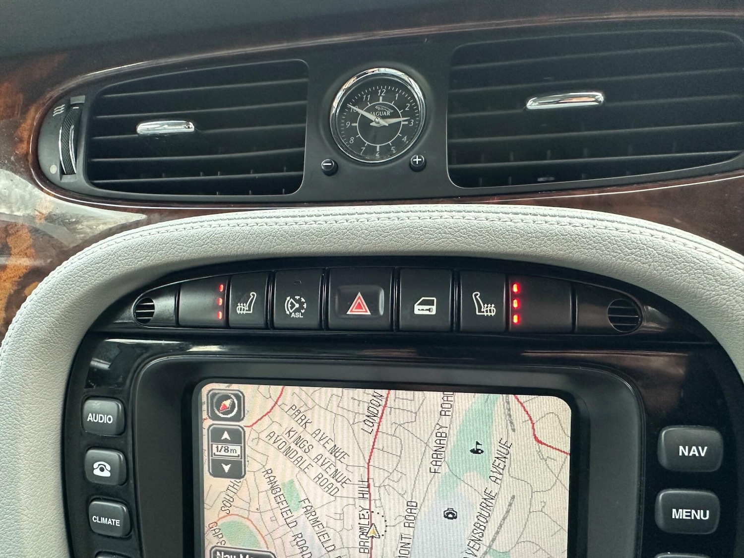 Used Jaguar XJ 2007 for sale - 77344285: Photo 15