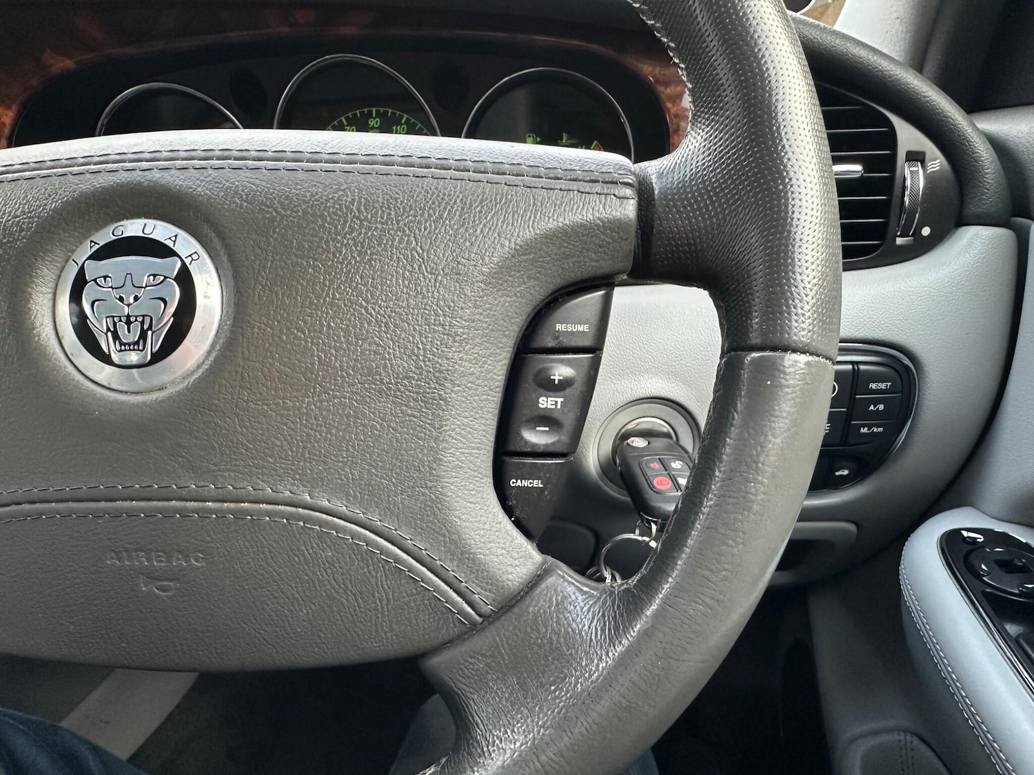 Used Jaguar XJ 2007 for sale - 77344285: Photo 18