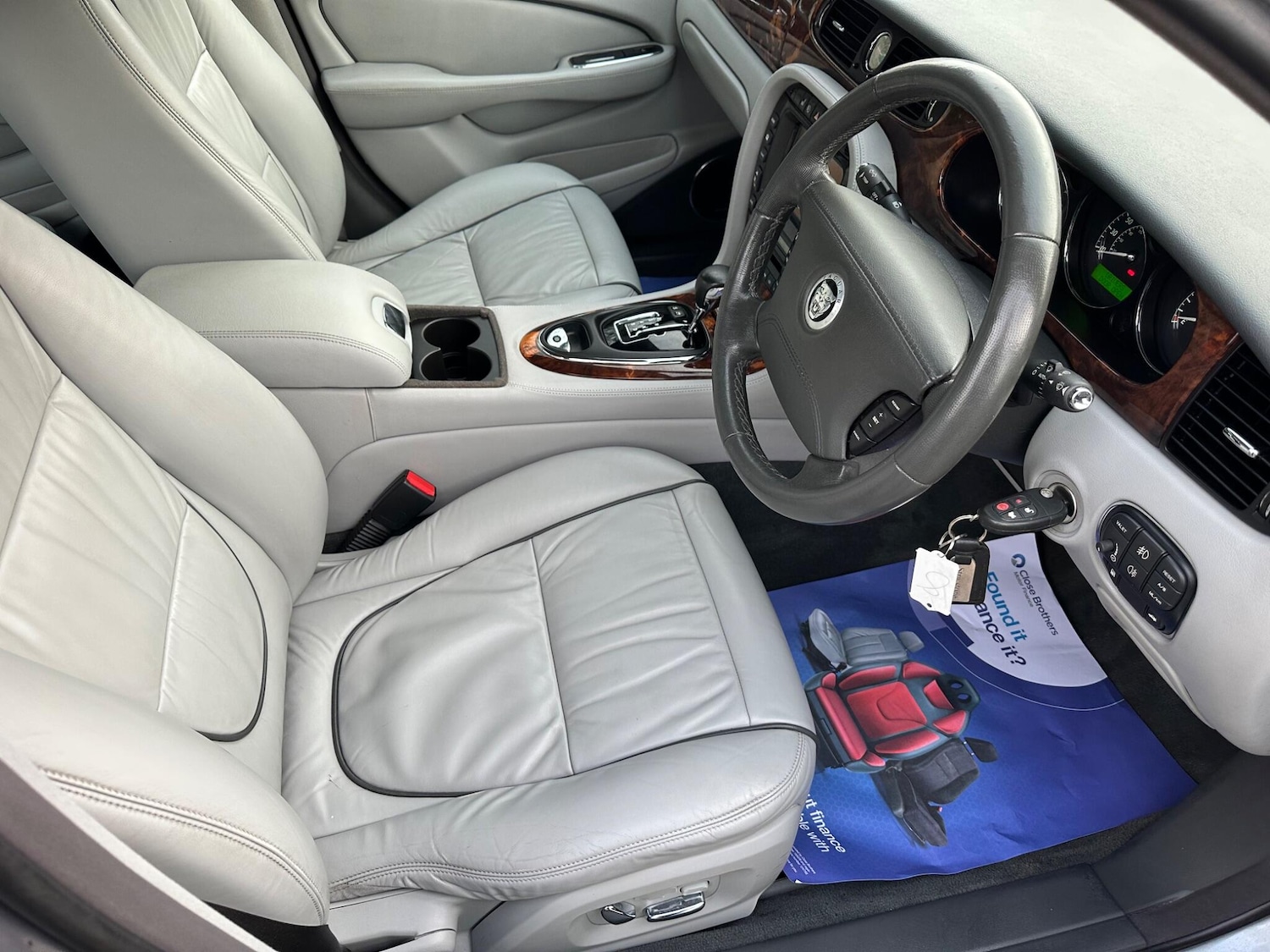 Used Jaguar XJ 2007 for sale - 77344285: Photo 8