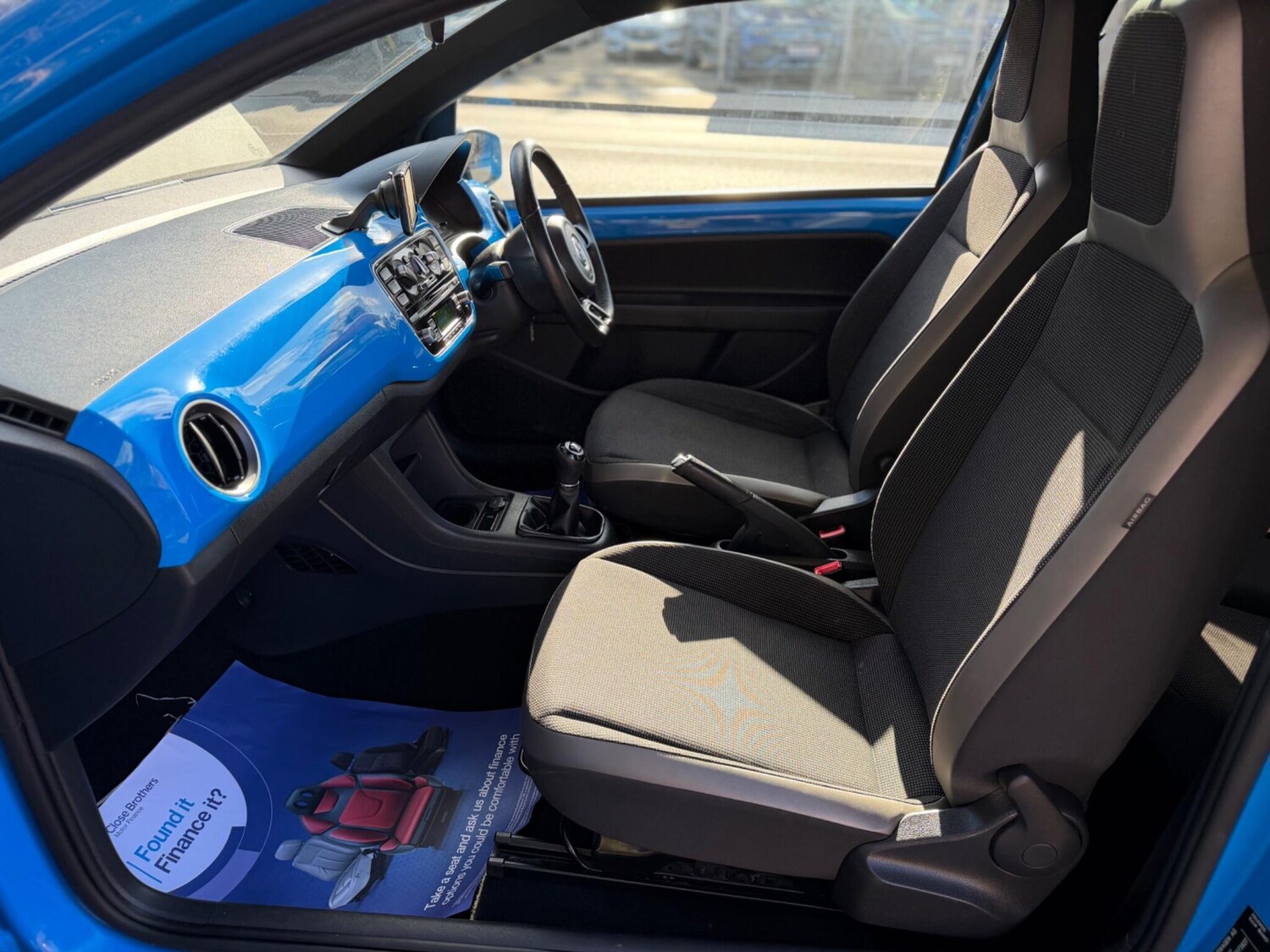 Used Volkswagen up! 2015 for sale - 77838576: Photo 28