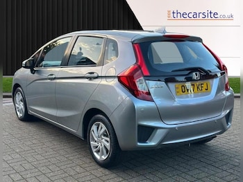 Used Honda Jazz 2017 for sale - 76887298: Photo