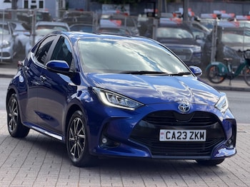 Used Toyota Yaris 2023 for sale - 79075499: Photo