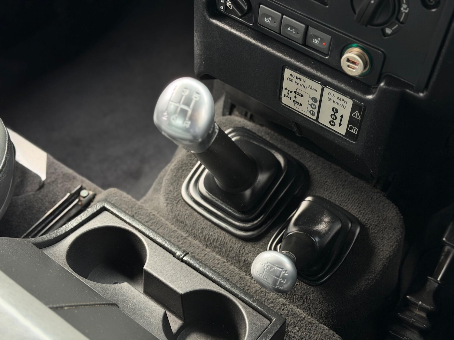 Used Land Rover Defender 2015 for sale - 78086930: Photo 13