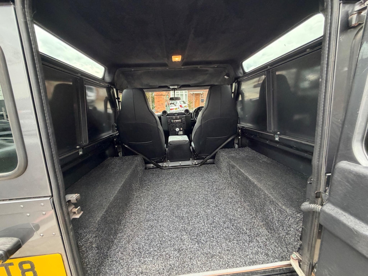 Used Land Rover Defender 2015 for sale - 78086930: Photo 19