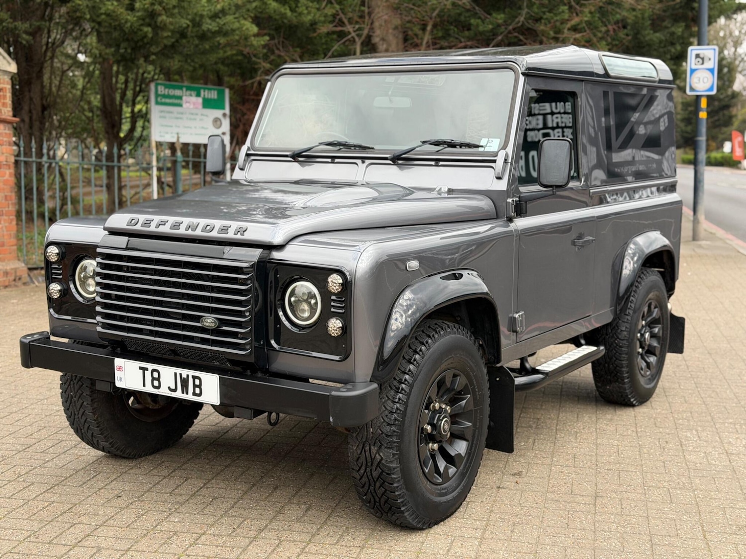 Used Land Rover Defender 2015 for sale - 78086930: Photo 3