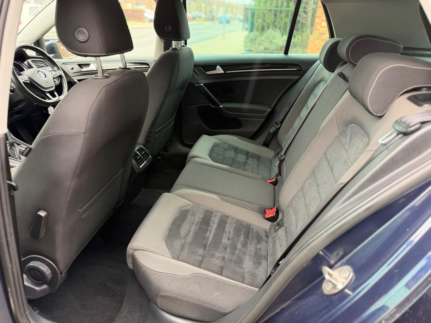 Used Volkswagen Golf 2015 for sale - 77783805: Photo 17