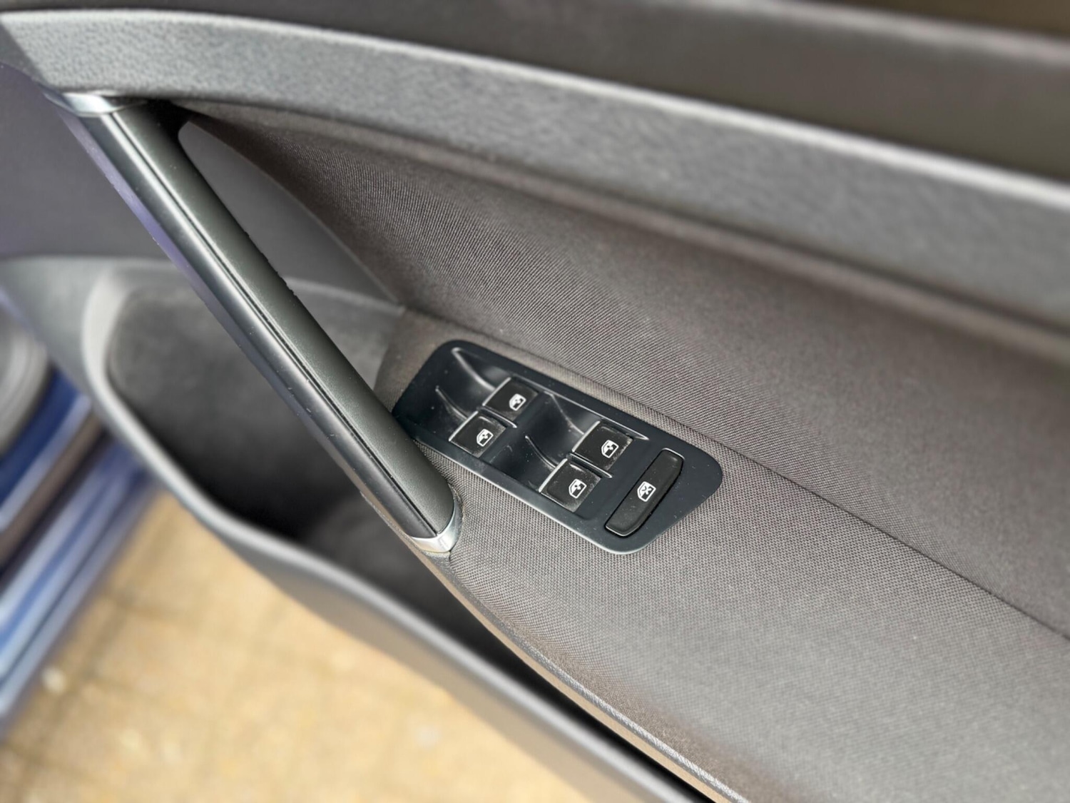 Used Volkswagen Golf 2015 for sale - 77783805: Photo 24