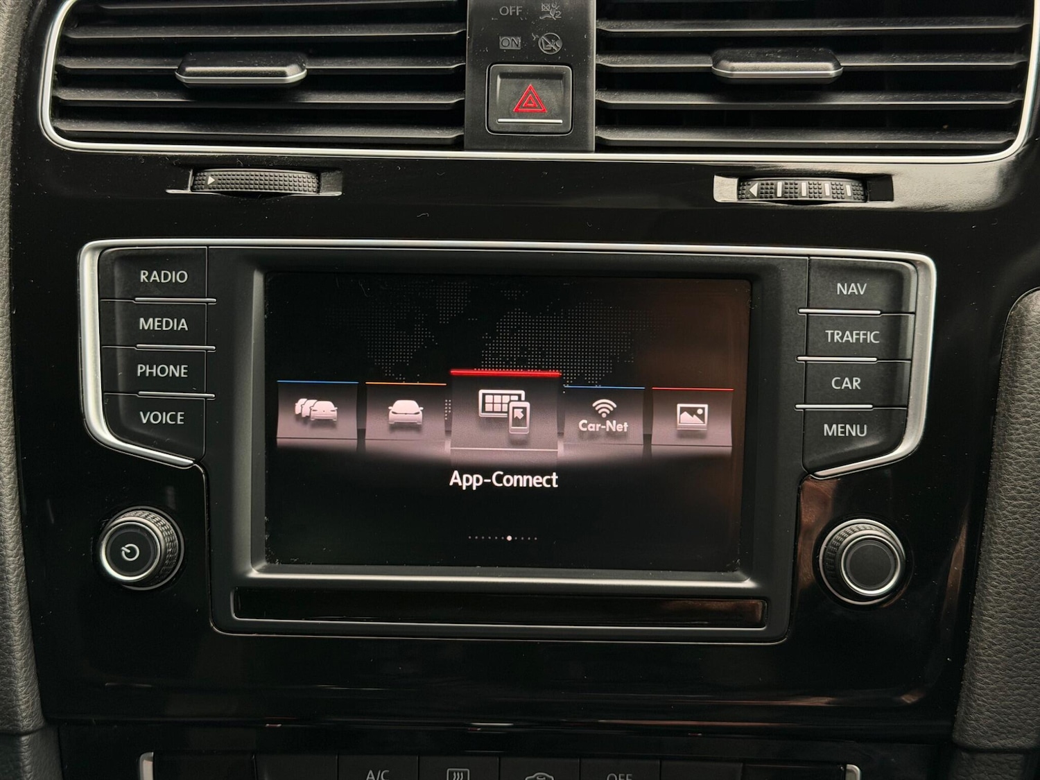 Used Volkswagen Golf 2015 for sale - 77783805: Photo 30