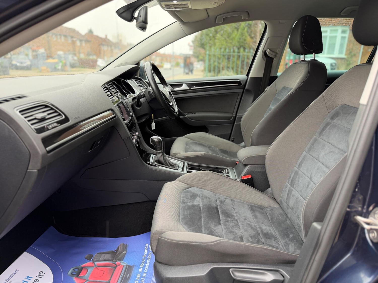 Used Volkswagen Golf 2015 for sale - 77783805: Photo 33