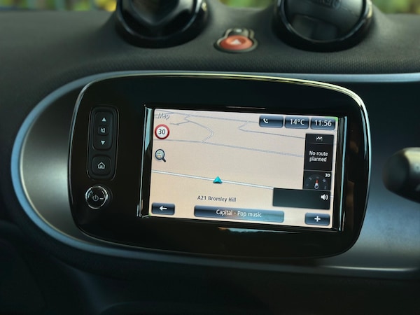 Used smart fortwo 2017 for sale - 76238855: Photo 25