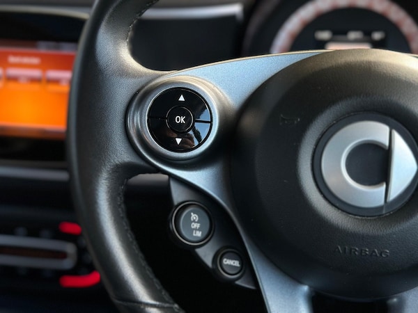 Used smart fortwo 2017 for sale - 76238855: Photo 31