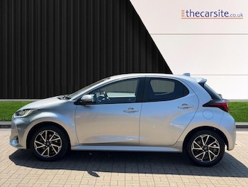 Used Toyota Yaris 2023 for sale - 78981725: Photo
