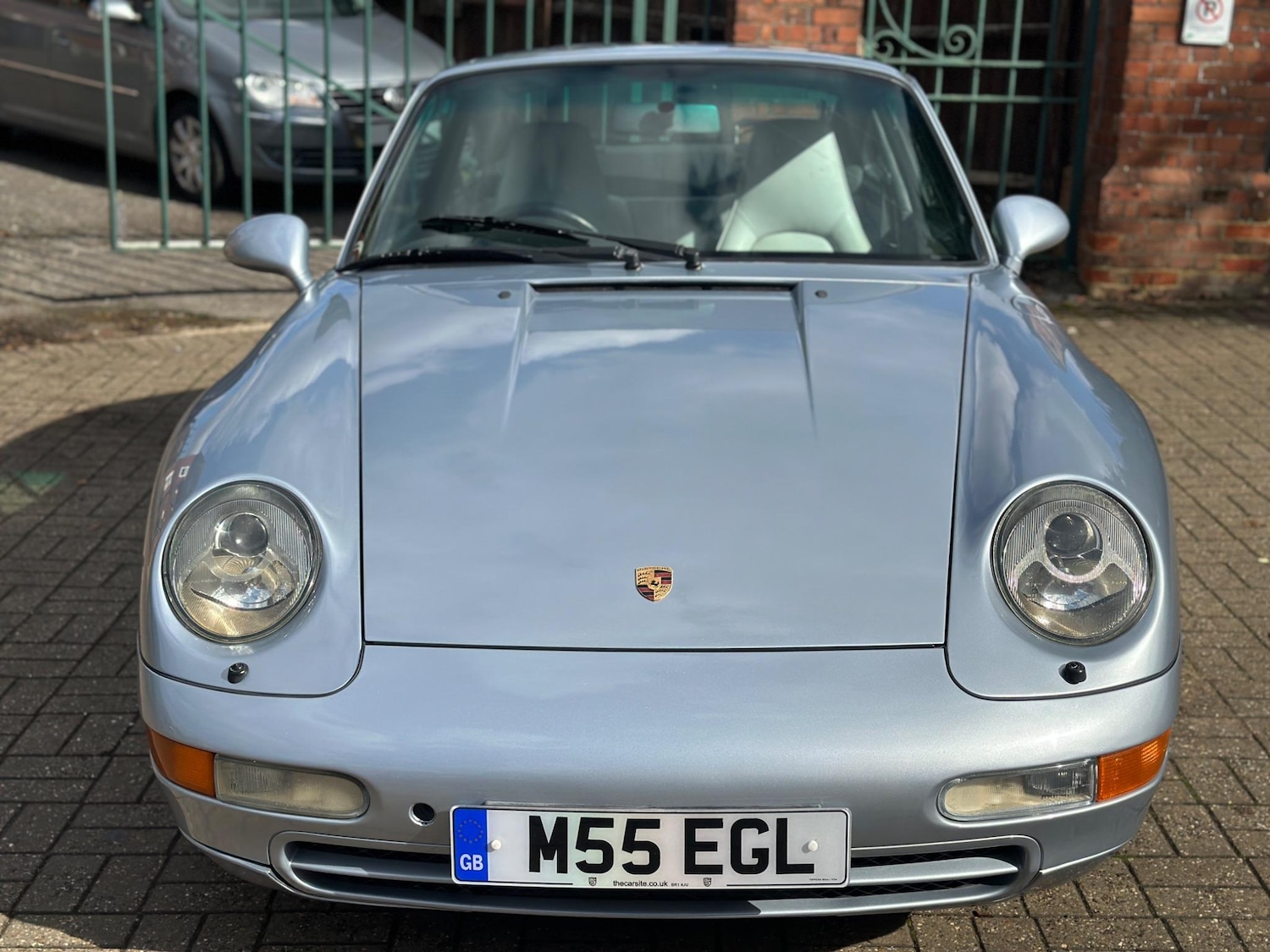 Used Porsche 911 for sale - 76239912: Photo 2