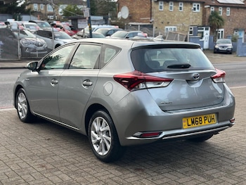 Used Toyota Auris 2018 for sale - 77386532: Photo