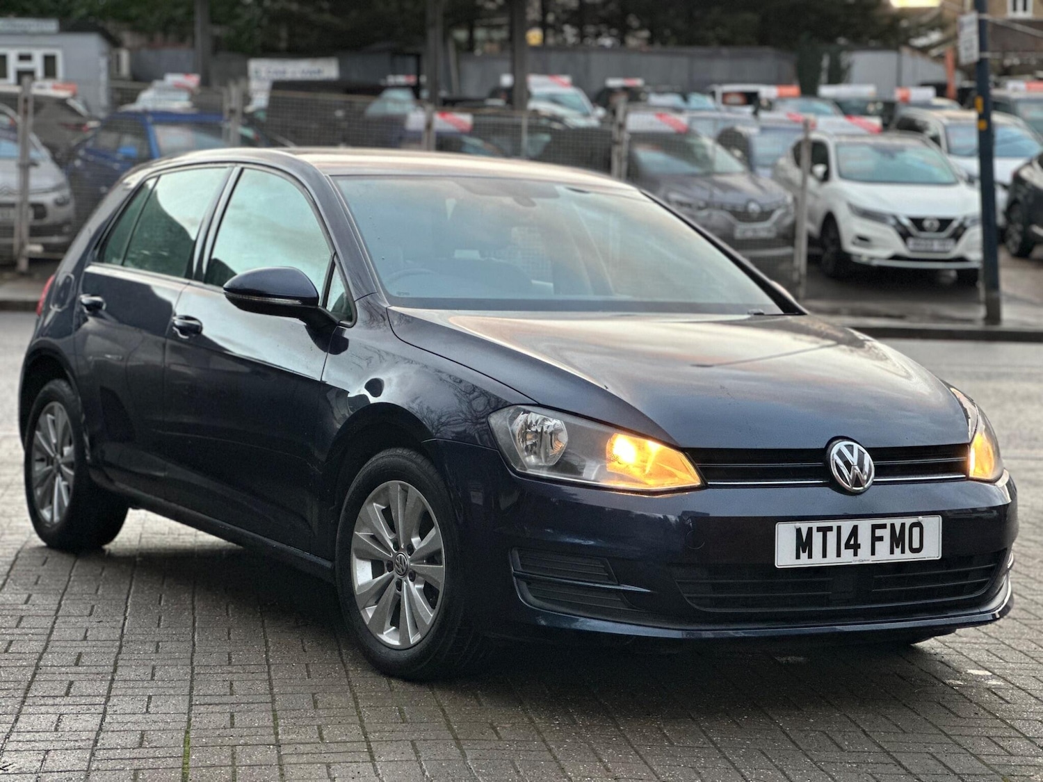 Used Volkswagen Golf 2014 for sale - 76823851: Photo 1