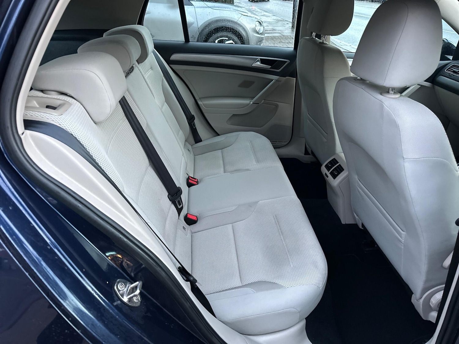 Used Volkswagen Golf 2014 for sale - 76823851: Photo 12