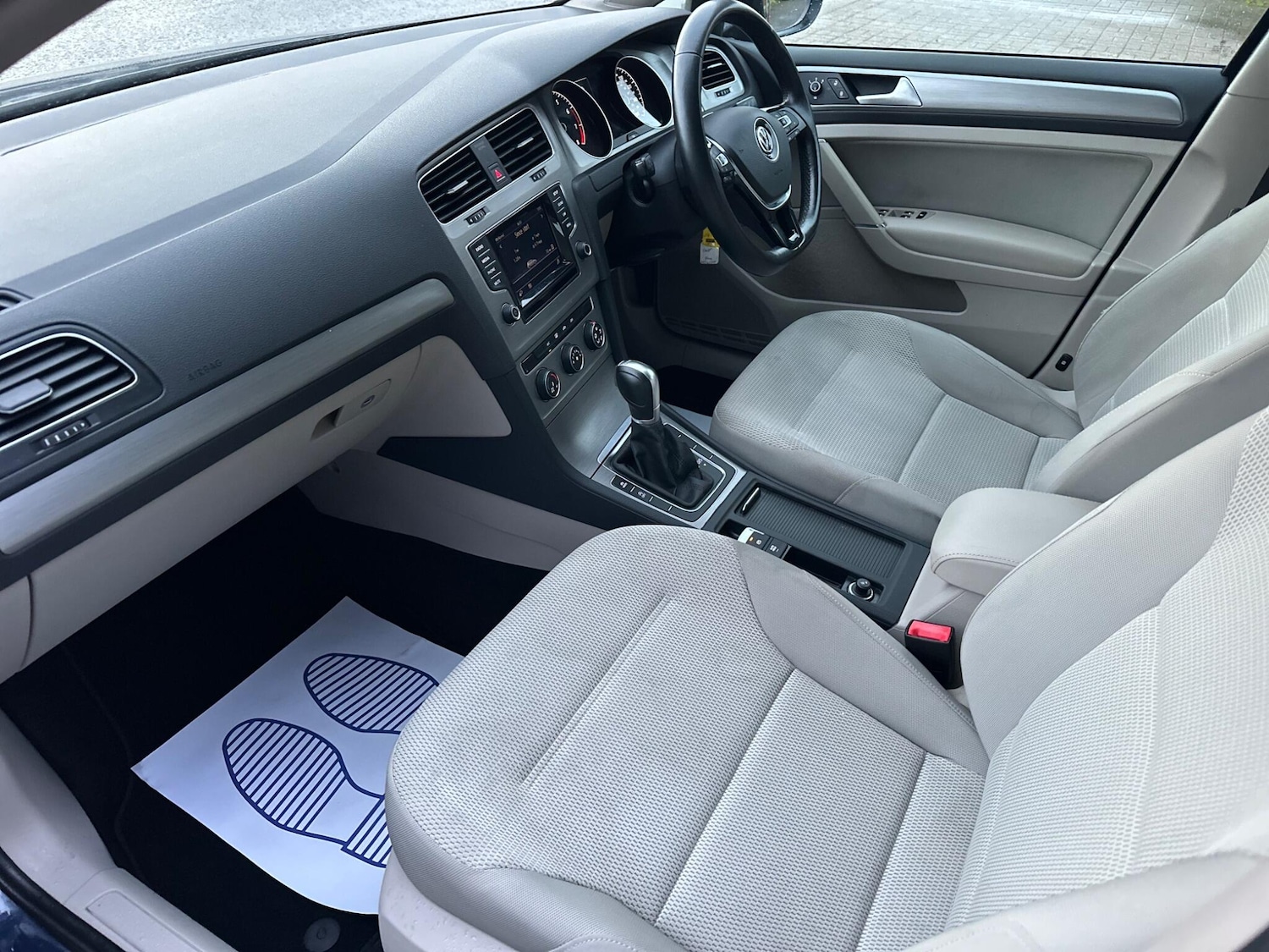 Used Volkswagen Golf 2014 for sale - 76823851: Photo 15