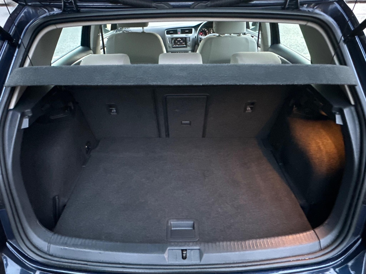 Used Volkswagen Golf 2014 for sale - 76823851: Photo 7