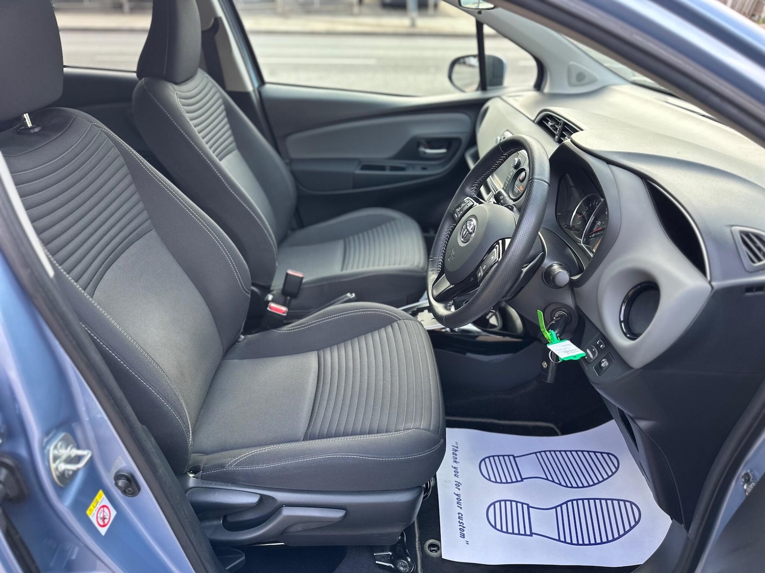 Used Toyota Yaris 2016 for sale - 76121393: Photo 11