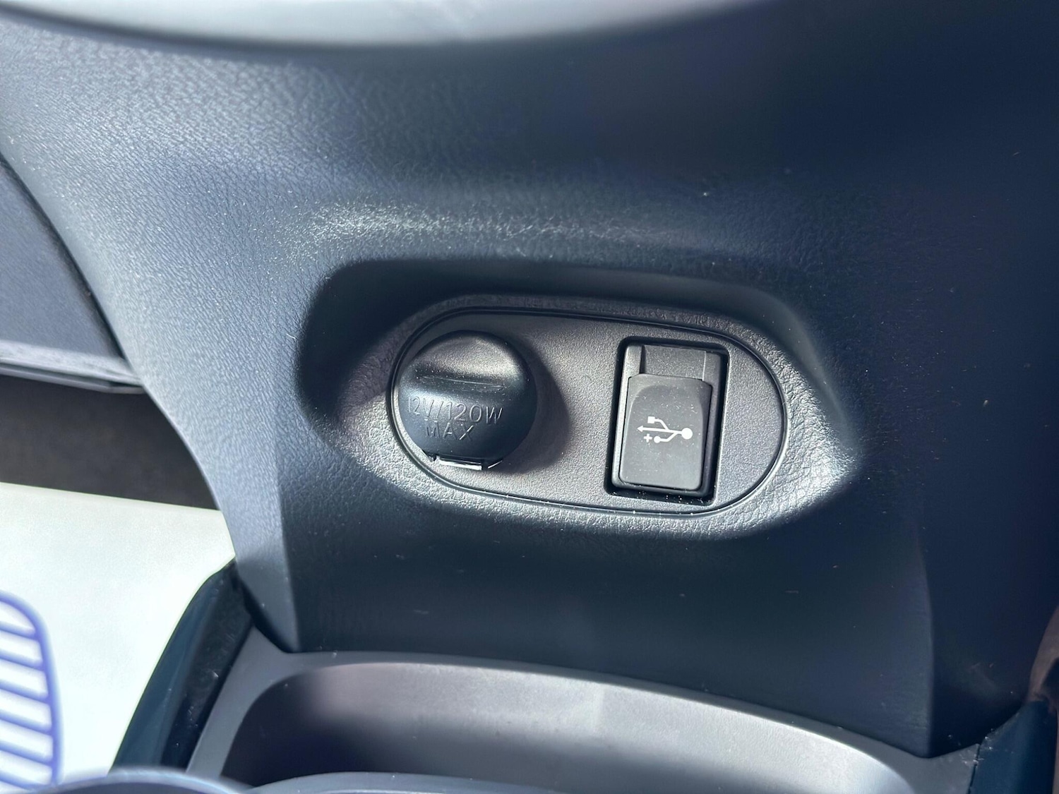 Used Toyota Yaris 2016 for sale - 76121393: Photo 25