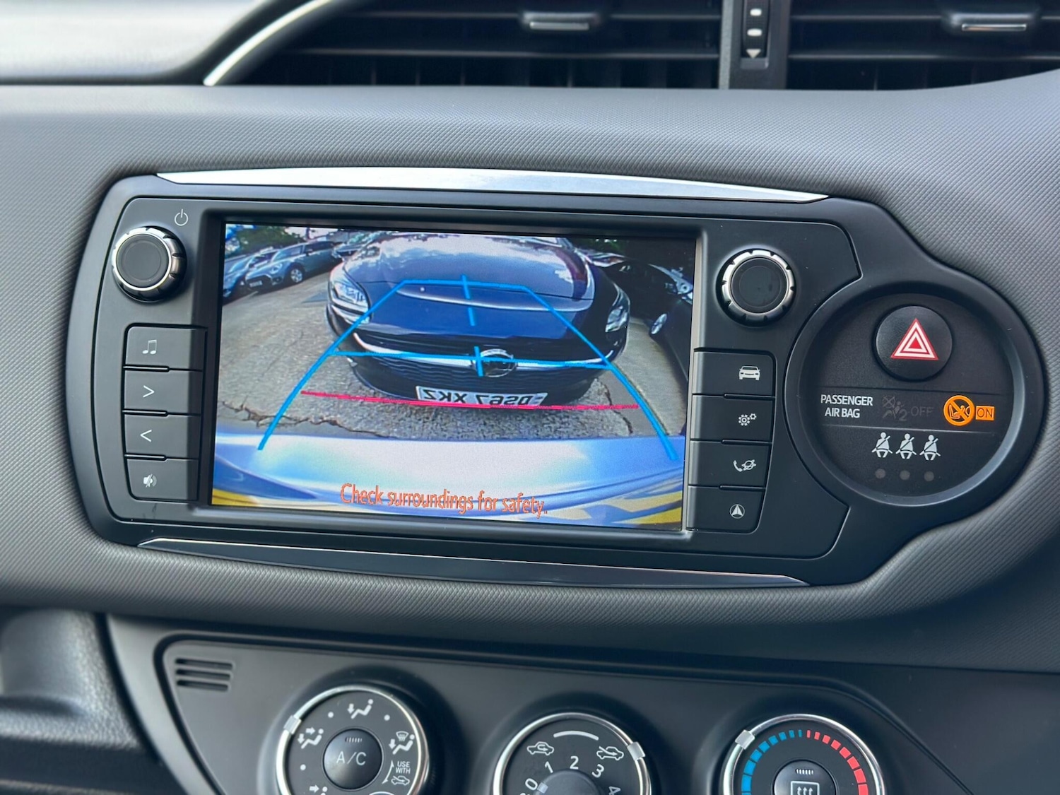 Used Toyota Yaris 2016 for sale - 76121393: Photo 26