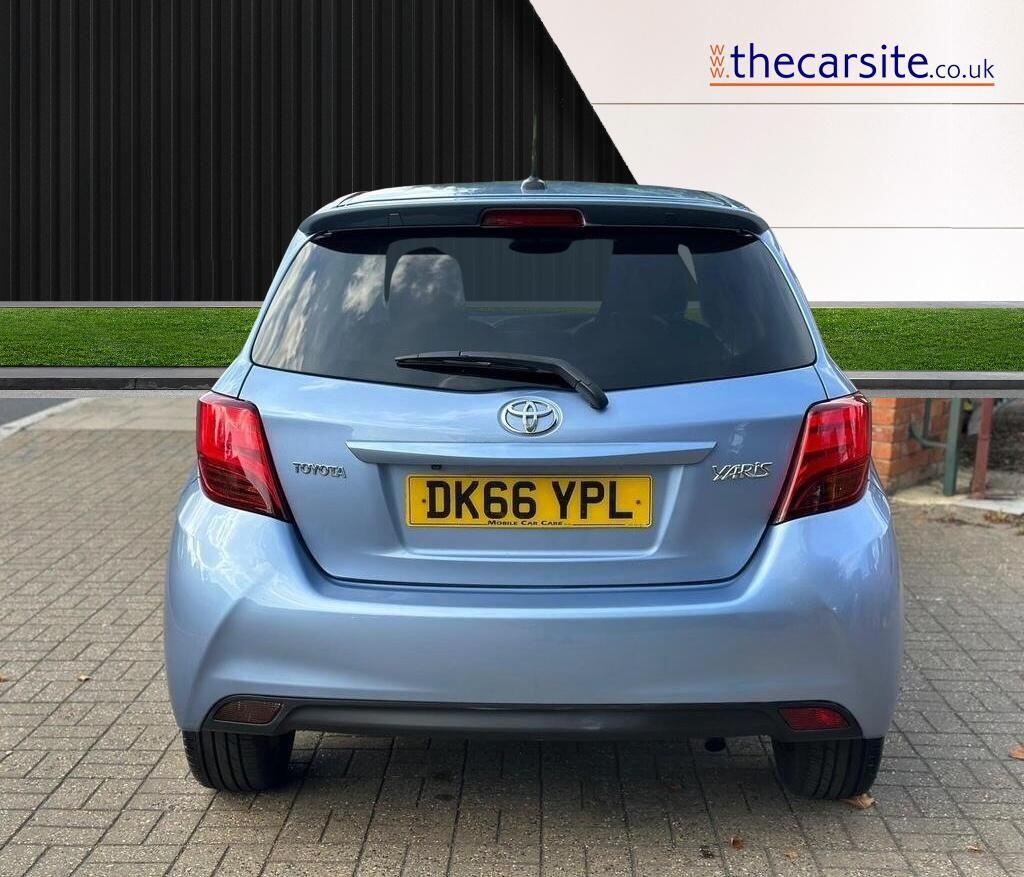 Used Toyota Yaris 2016 for sale - 76121393: Photo 5