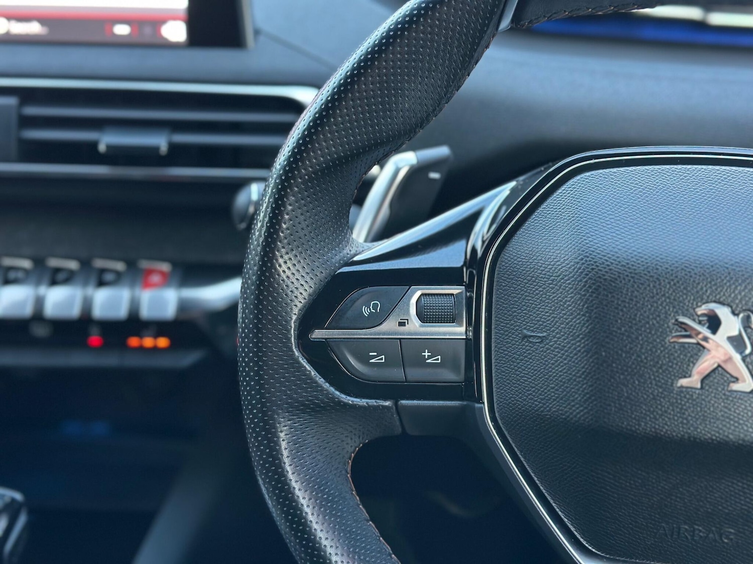 Used Peugeot 3008 2018 for sale - 77229266: Photo 19