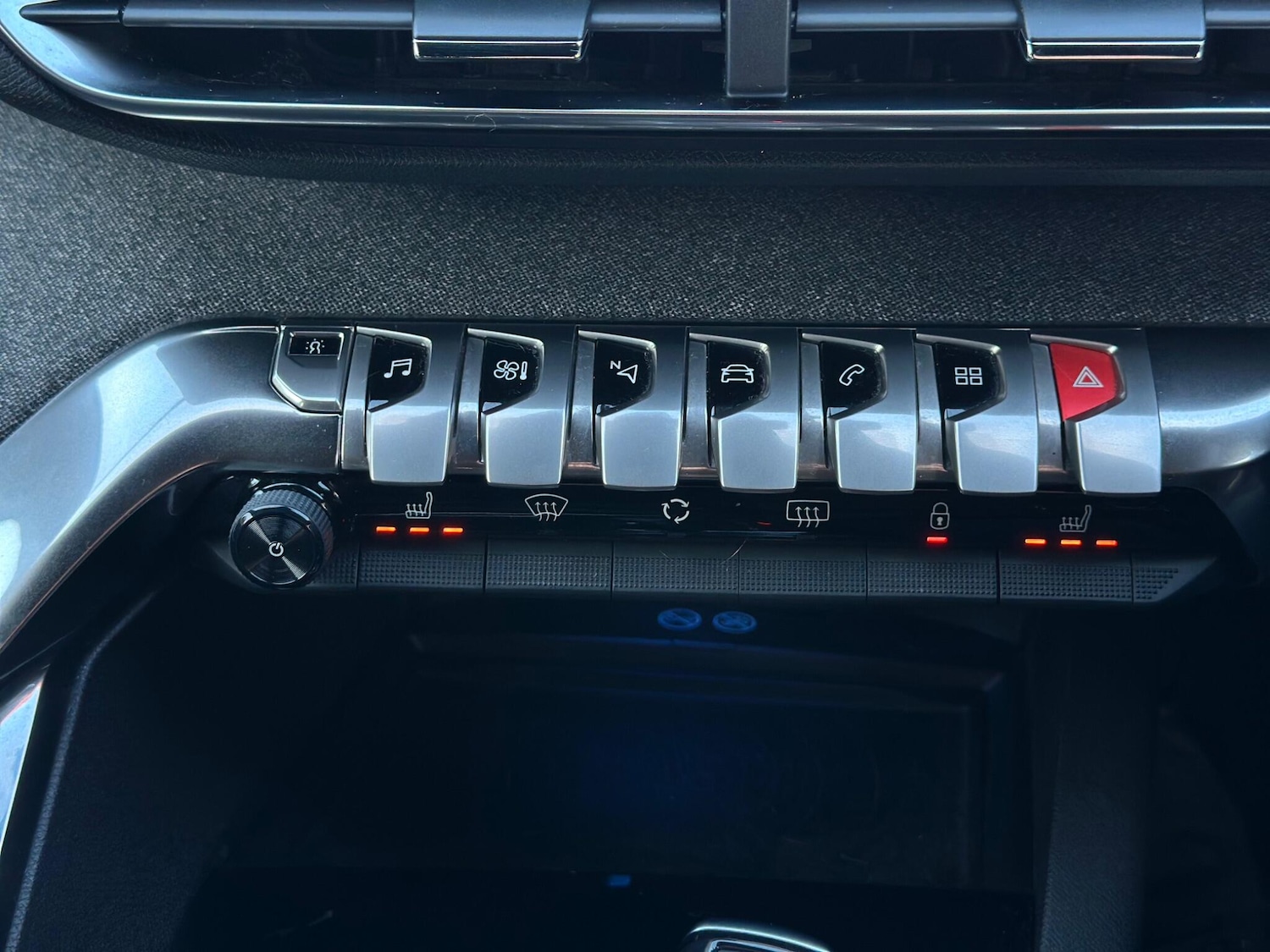 Used Peugeot 3008 2018 for sale - 77229266: Photo 21