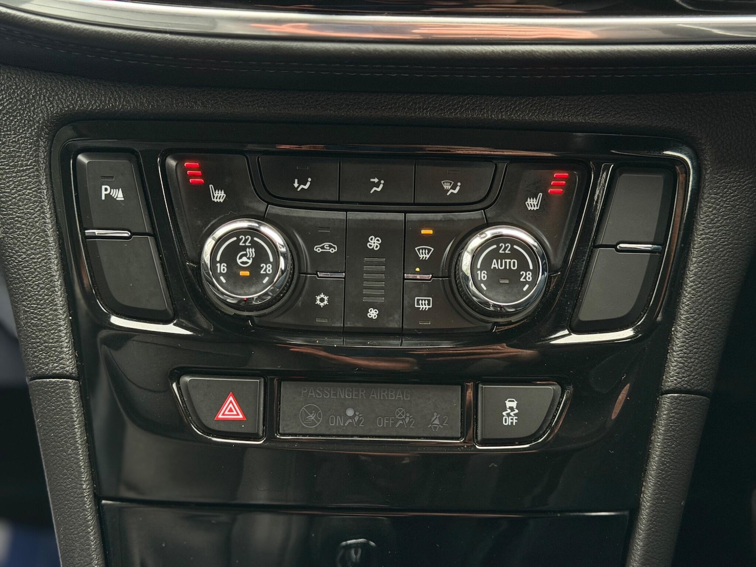 Used Vauxhall Mokka X 2018 for sale - 78048047: Photo 21