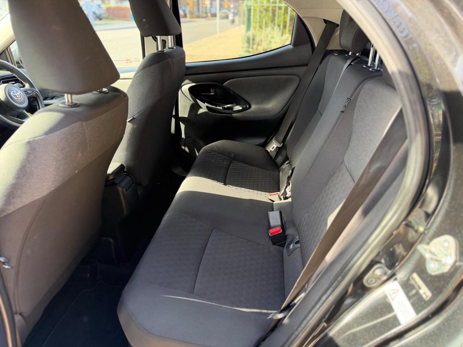 Used Toyota Yaris 2021 for sale - 77784057: Photo 17