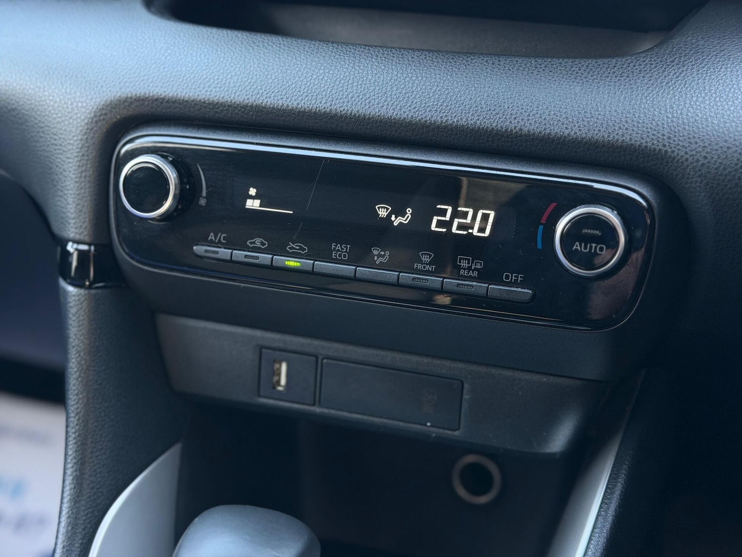 Used Toyota Yaris 2021 for sale - 77784057: Photo 22