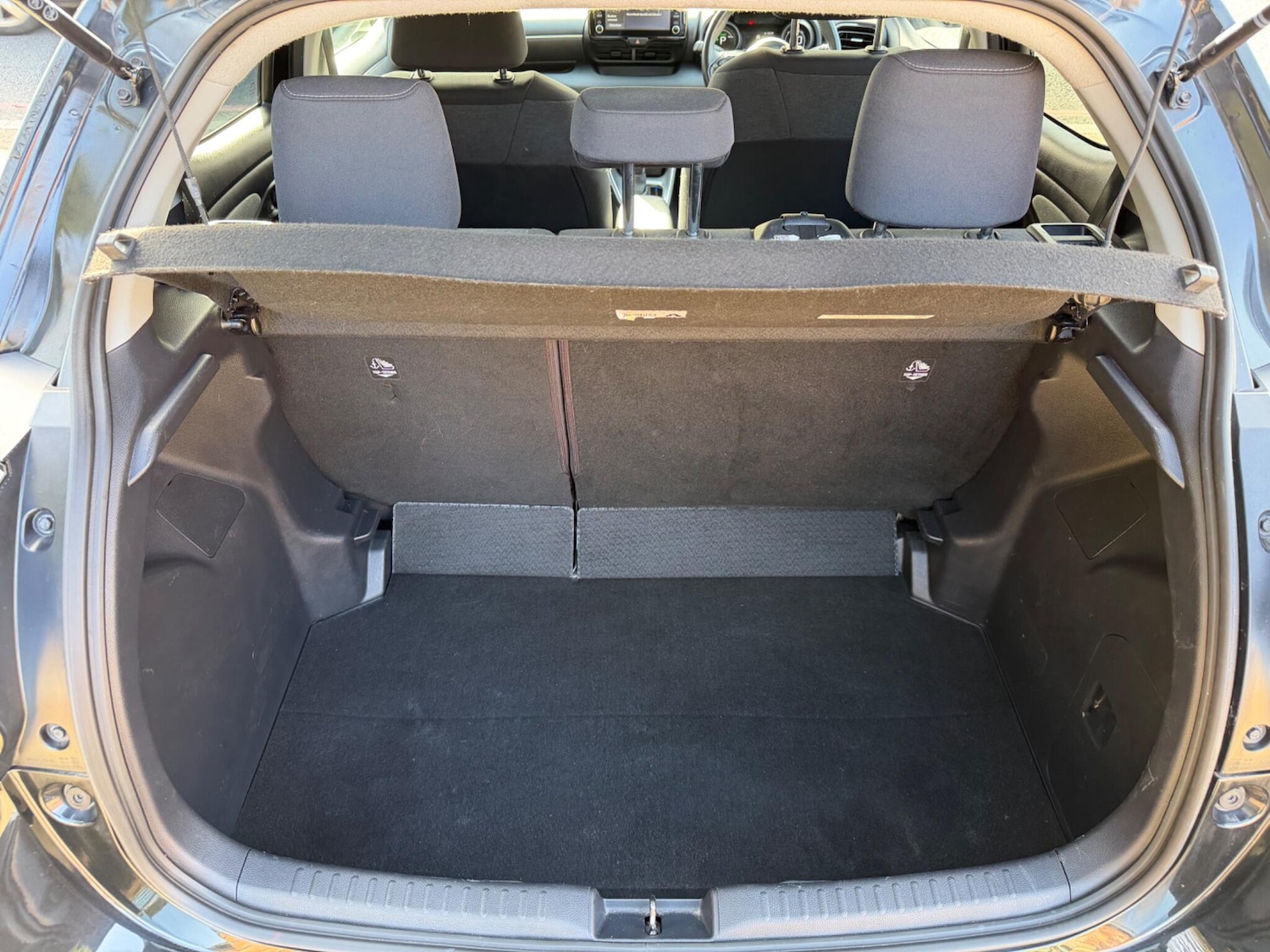 Used Toyota Yaris 2021 for sale - 77784057: Photo 29