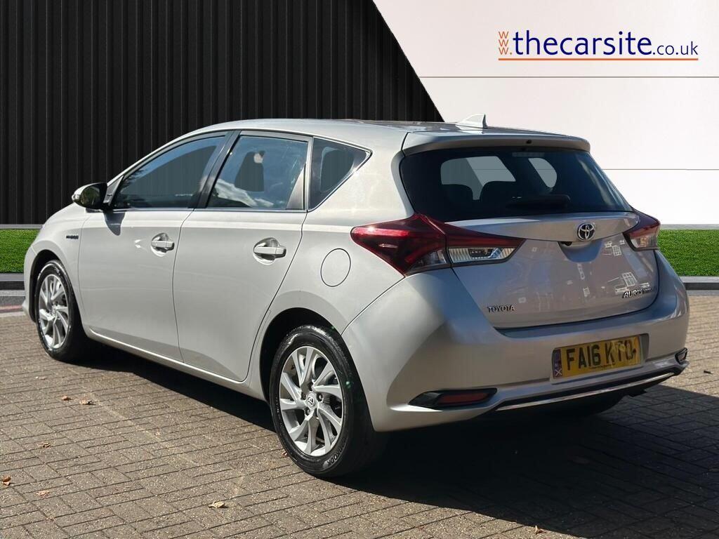 Used Toyota Auris 2016 for sale - 76121524: Photo 2