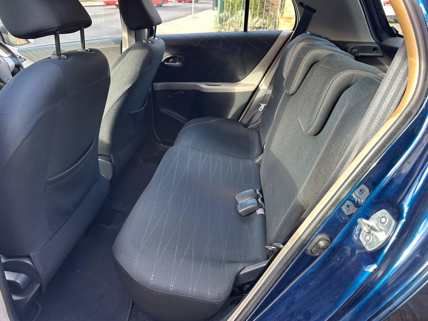 Used Toyota Yaris for sale - 77267656: Photo 12