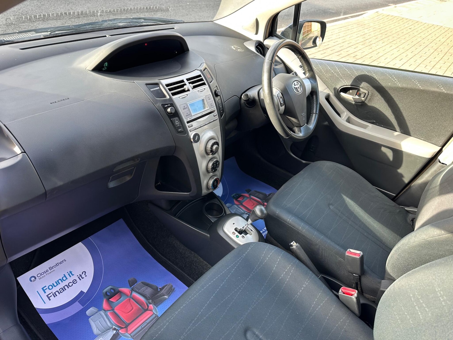 Used Toyota Yaris for sale - 77267656: Photo 9