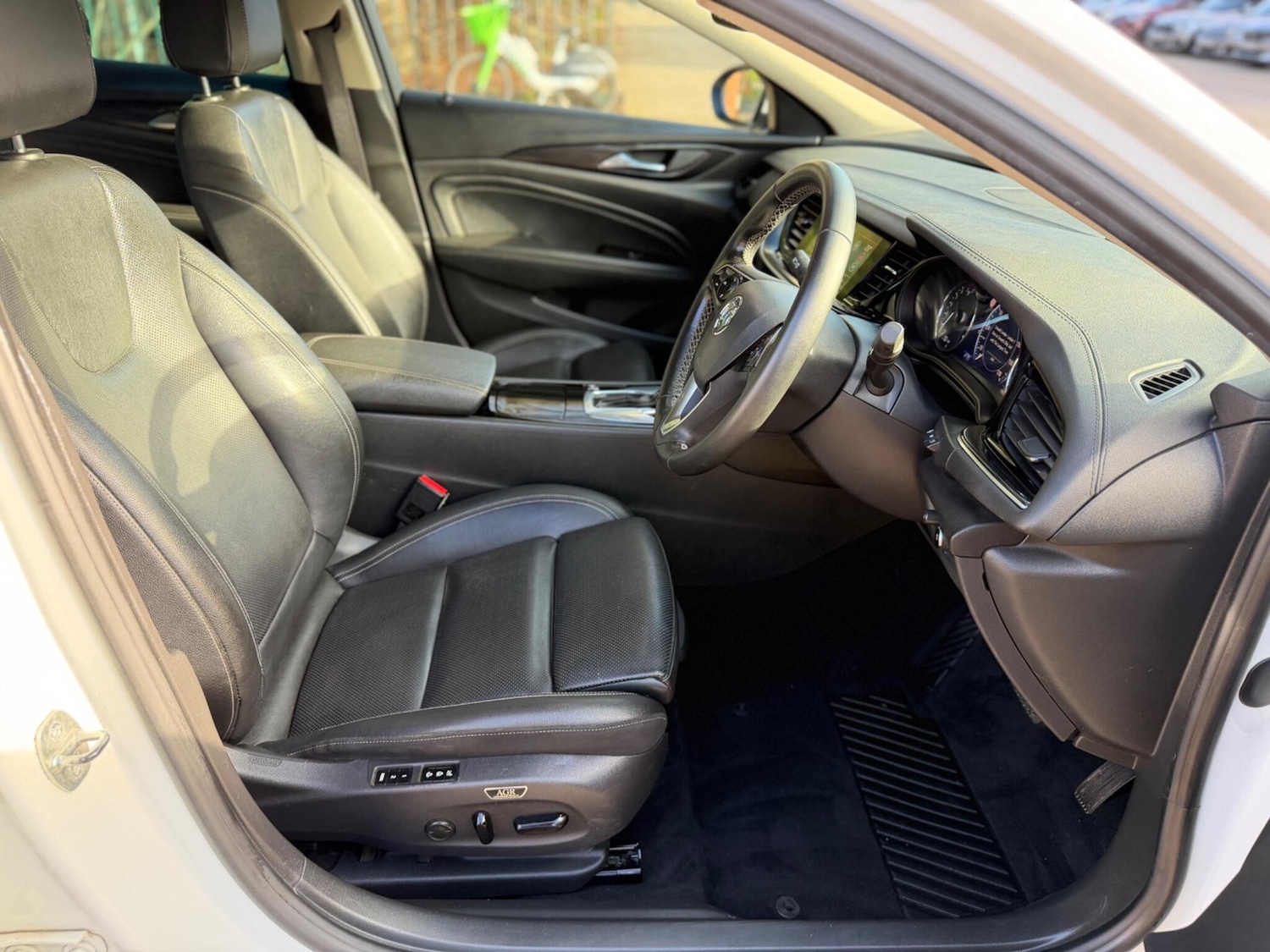 Used Vauxhall Insignia 2018 for sale - 77824102: Photo 11