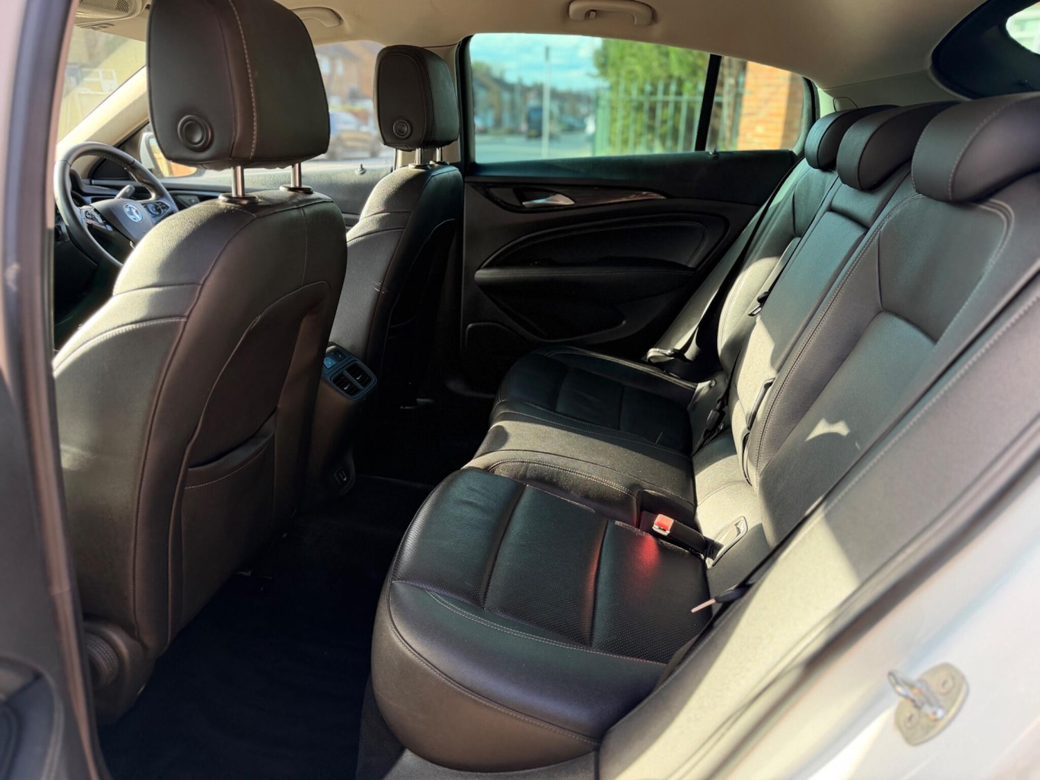 Used Vauxhall Insignia 2018 for sale - 77824102: Photo 13