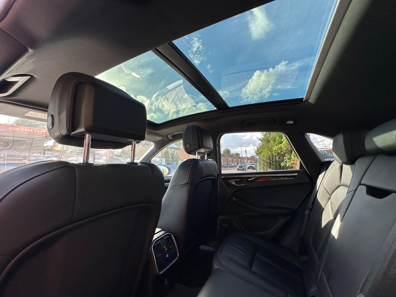 Used Porsche Macan 2019 for sale - 76989005: Photo 26