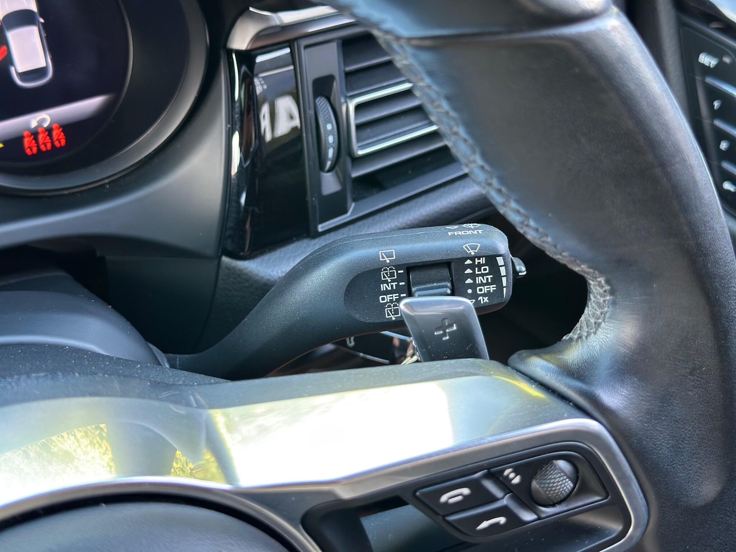 Used Porsche Macan 2019 for sale - 76989005: Photo 36