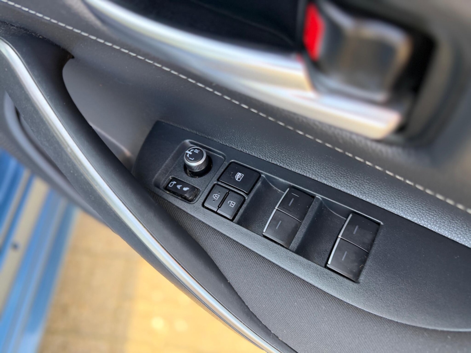 Used Toyota Corolla for sale - 77768192: Photo 11