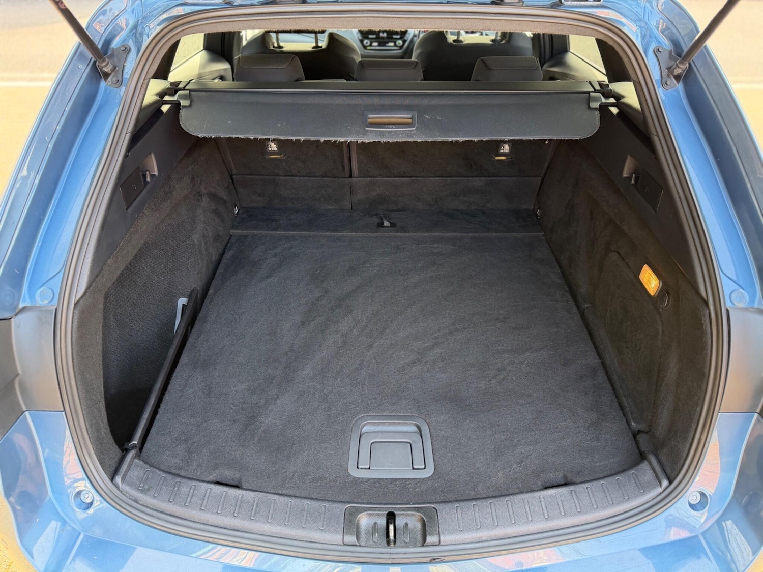 Used Toyota Corolla for sale - 77768192: Photo 8