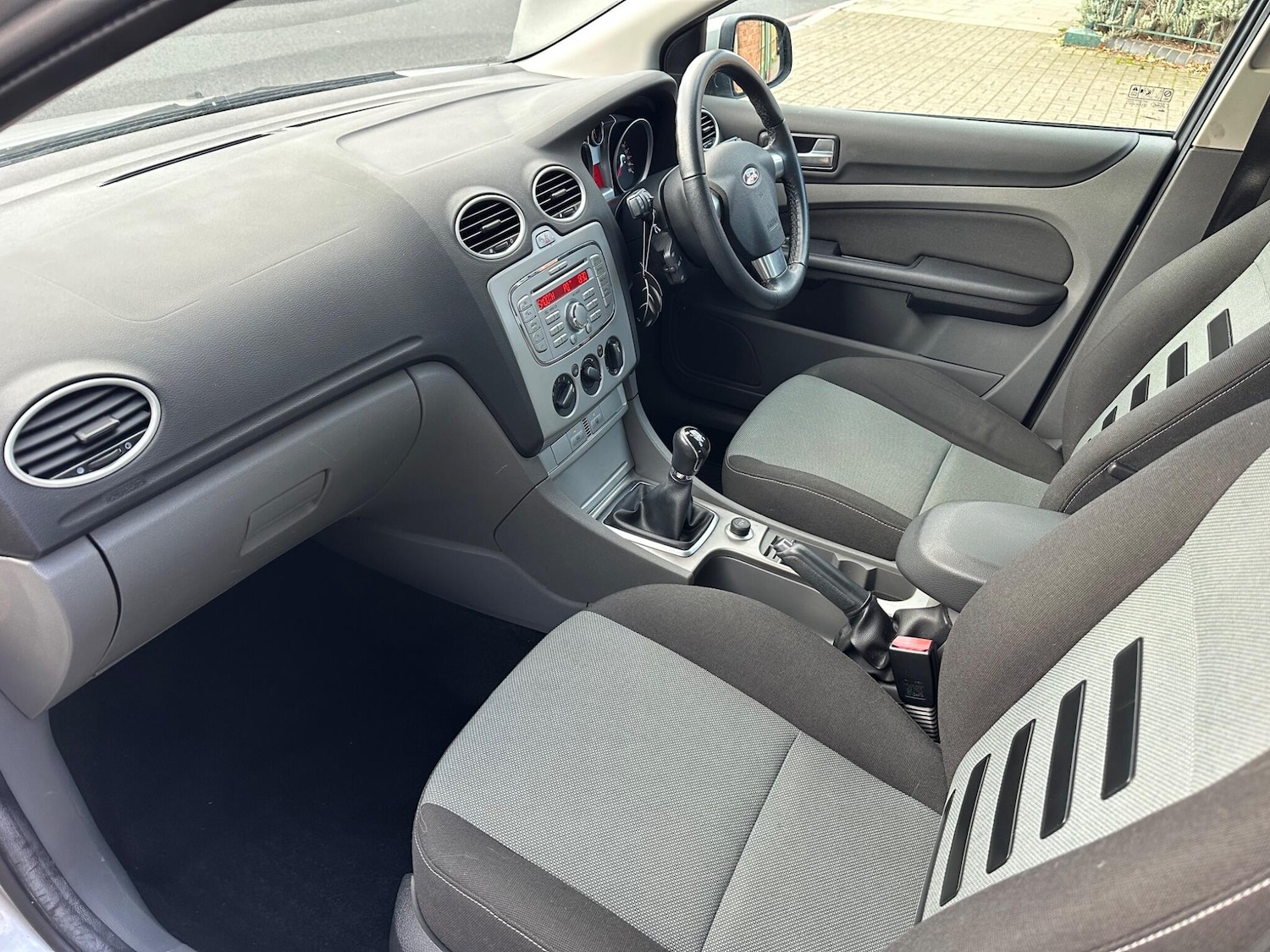 Used Ford Focus 2008 for sale - 76619914: Photo 9