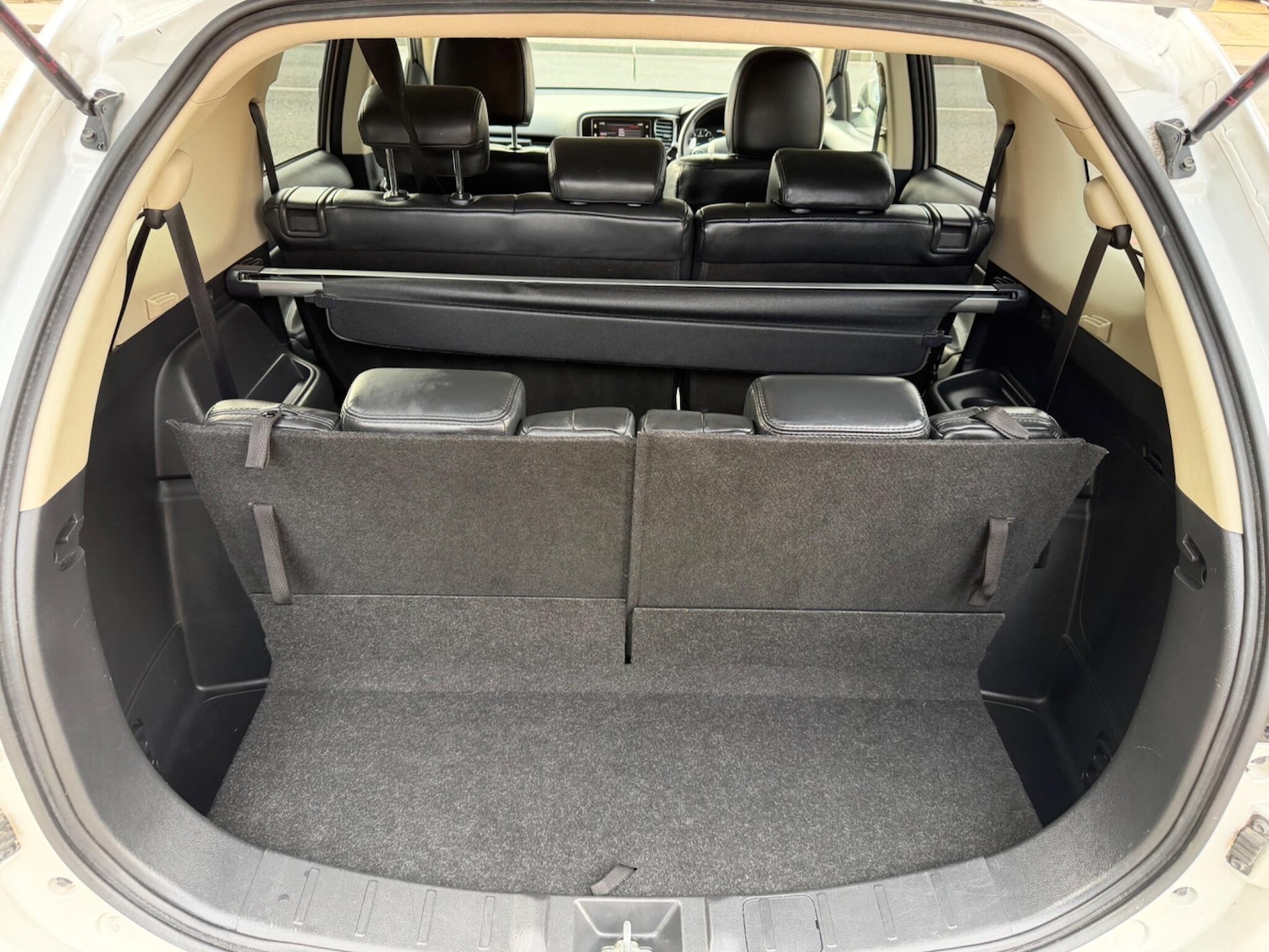 Used Mitsubishi Outlander 2018 for sale - 77646068: Photo 29